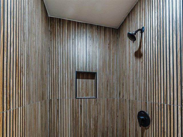 16001 Catalonia Place, Oklahoma City, OK 73170