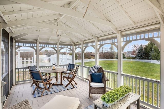 222 High Rd, Newbury, MA 01951