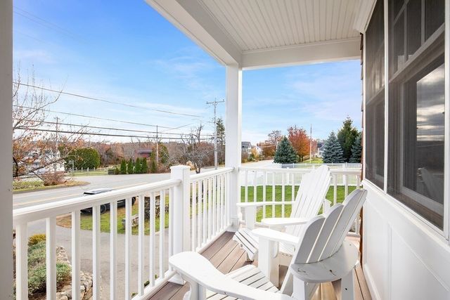 222 High Rd, Newbury, MA 01951