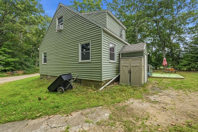483 Federal St, Montague, MA 01351