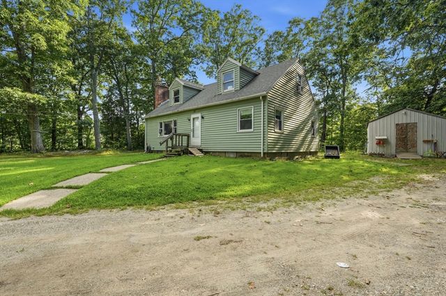 483 Federal St, Montague, MA 01351