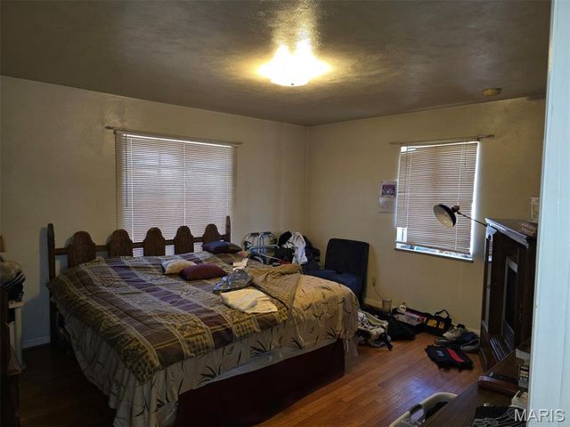 7126 Forest Hill Drive, St Louis, MO 63121