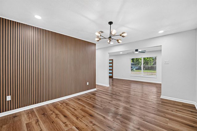 4310 Jorns Street, Houston, TX 77045