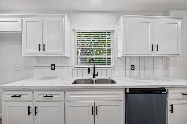 4310 Jorns Street, Houston, TX 77045