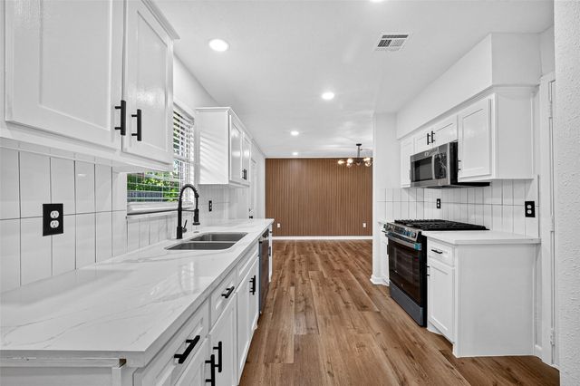 4310 Jorns Street, Houston, TX 77045