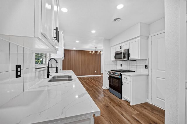 4310 Jorns Street, Houston, TX 77045