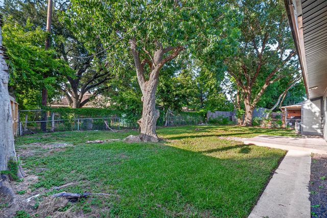 4310 Jorns Street, Houston, TX 77045