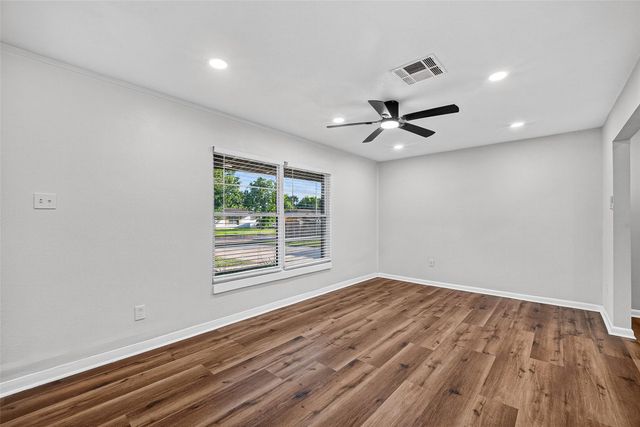 4310 Jorns Street, Houston, TX 77045