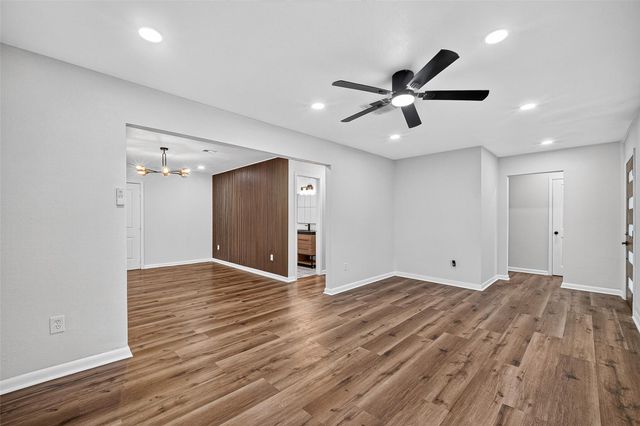 4310 Jorns Street, Houston, TX 77045