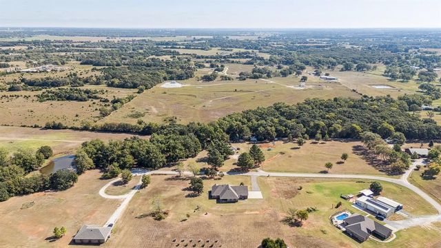 4 Raymond Road, Shawnee, OK 74801