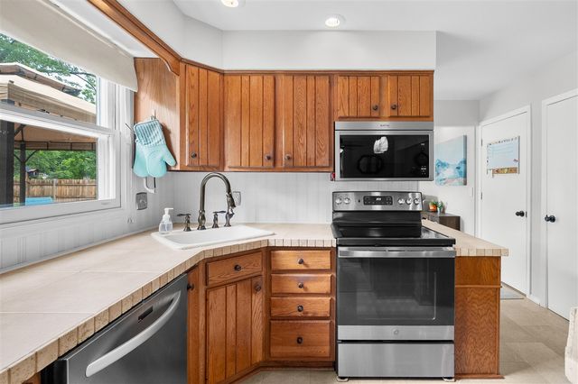 1520 Edington Street, Portage, MI 49024