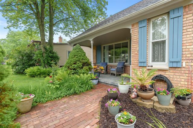 1520 Edington Street, Portage, MI 49024