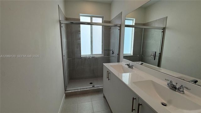 679 SE 13th St Circle, Homestead, FL 33034