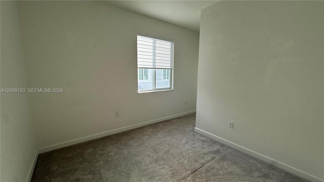 679 SE 13th St Circle, Homestead, FL 33034