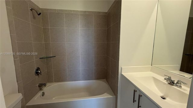 679 SE 13th St Circle, Homestead, FL 33034