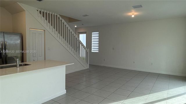 679 SE 13th St Circle, Homestead, FL 33034