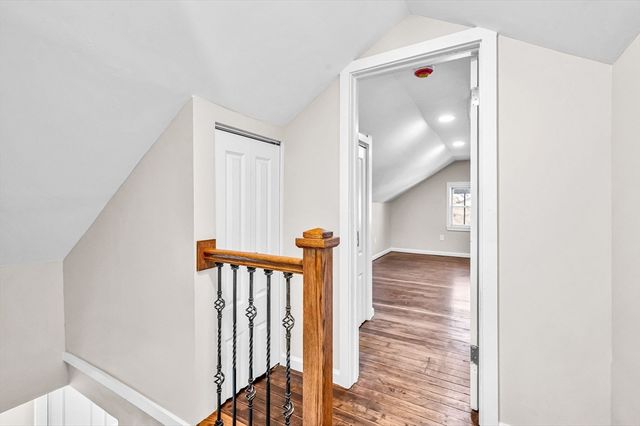 97 Parallel St, Springfield, MA 01104