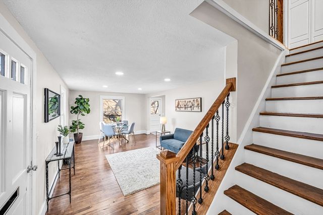 97 Parallel St, Springfield, MA 01104