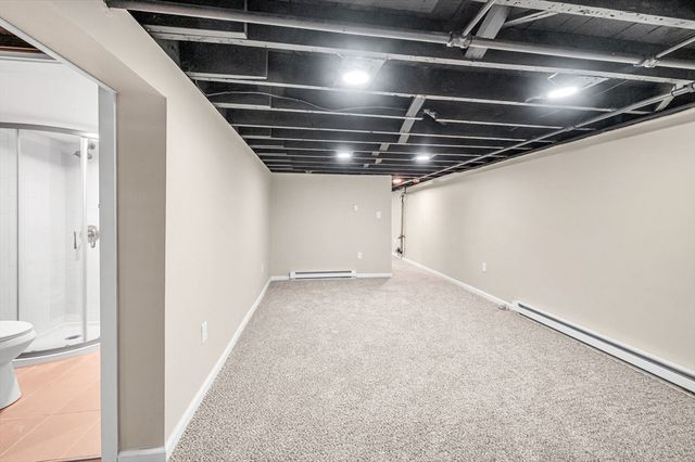 97 Parallel St, Springfield, MA 01104