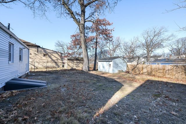 97 Parallel St, Springfield, MA 01104