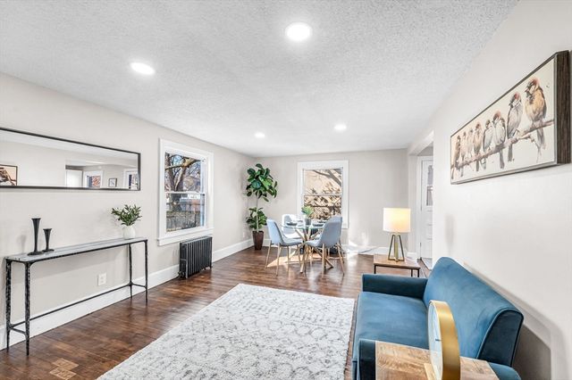 97 Parallel St, Springfield, MA 01104