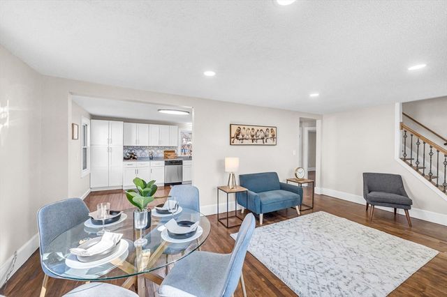 97 Parallel St, Springfield, MA 01104