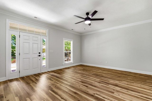216 Greenwich Dr., Conway, SC 29526