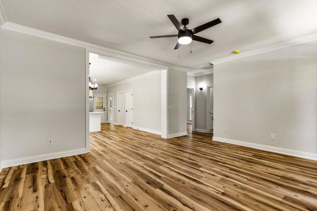 216 Greenwich Dr., Conway, SC 29526