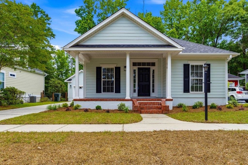 216 Greenwich Dr., Conway, SC 29526