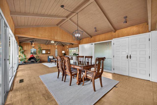 3060 Knollwood Dr, Cameron Park, CA 95682