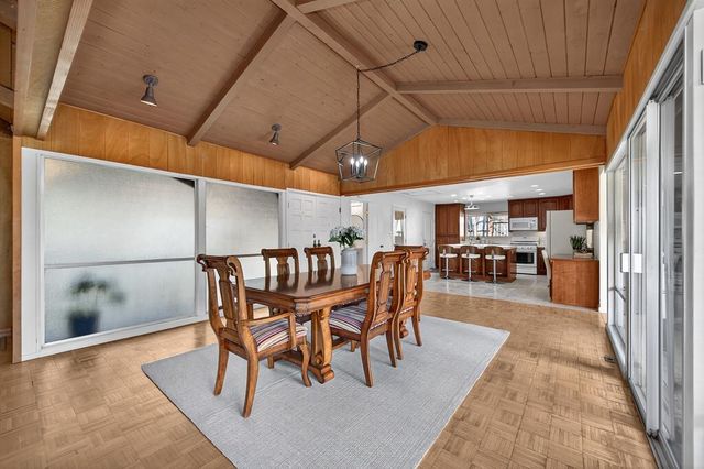 3060 Knollwood Dr, Cameron Park, CA 95682