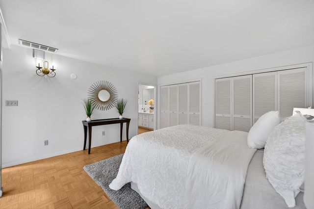 3060 Knollwood Dr, Cameron Park, CA 95682