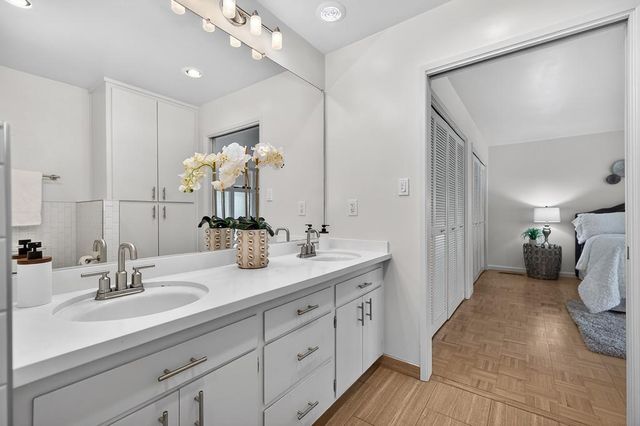 3060 Knollwood Dr, Cameron Park, CA 95682