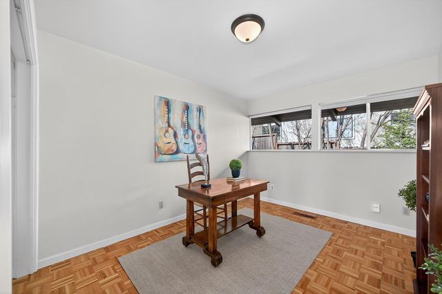 3060 Knollwood Dr, Cameron Park, CA 95682