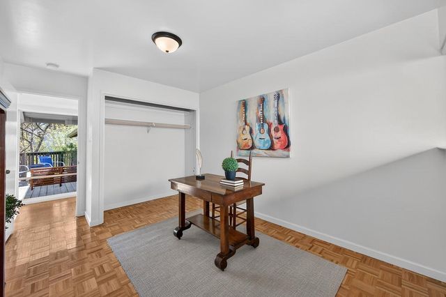 3060 Knollwood Dr, Cameron Park, CA 95682