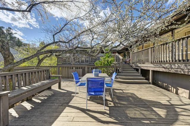 3060 Knollwood Dr, Cameron Park, CA 95682