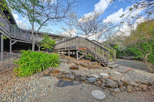 3060 Knollwood Dr, Cameron Park, CA 95682