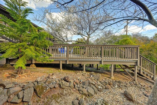 3060 Knollwood Dr, Cameron Park, CA 95682