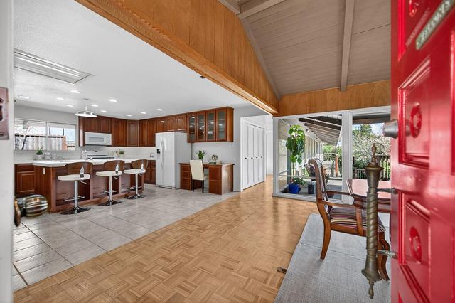 3060 Knollwood Dr, Cameron Park, CA 95682