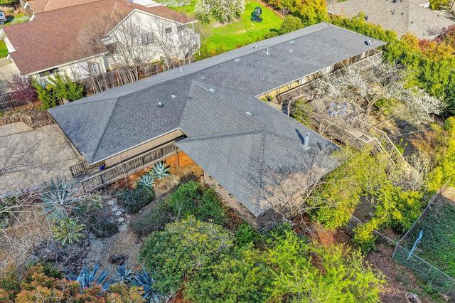 3060 Knollwood Dr, Cameron Park, CA 95682