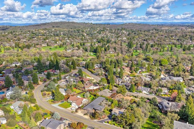 3060 Knollwood Dr, Cameron Park, CA 95682