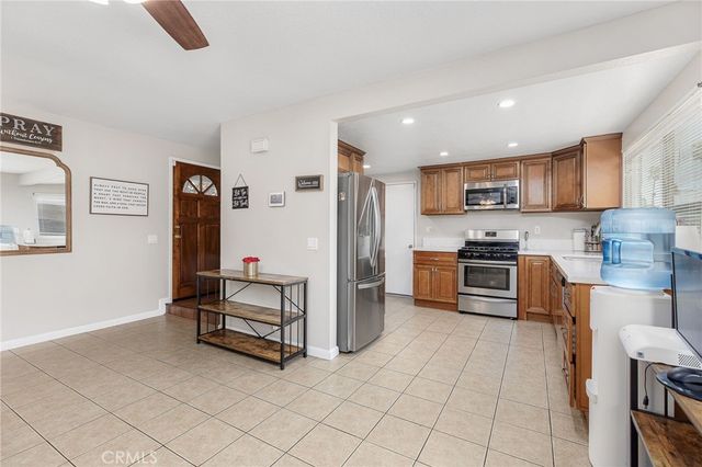 2132 Trafalgar, Riverside, CA 92506