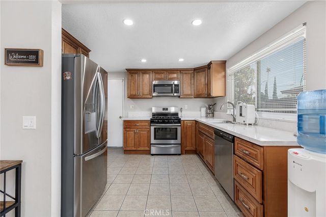 2132 Trafalgar, Riverside, CA 92506
