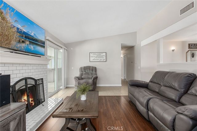 2132 Trafalgar, Riverside, CA 92506