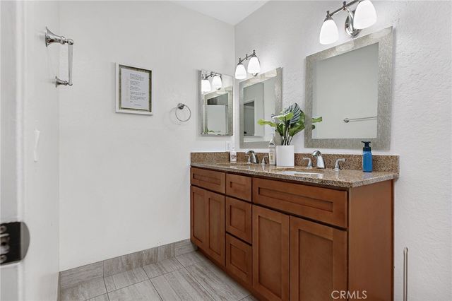 2132 Trafalgar, Riverside, CA 92506