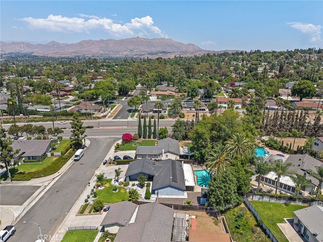 2132 Trafalgar, Riverside, CA 92506