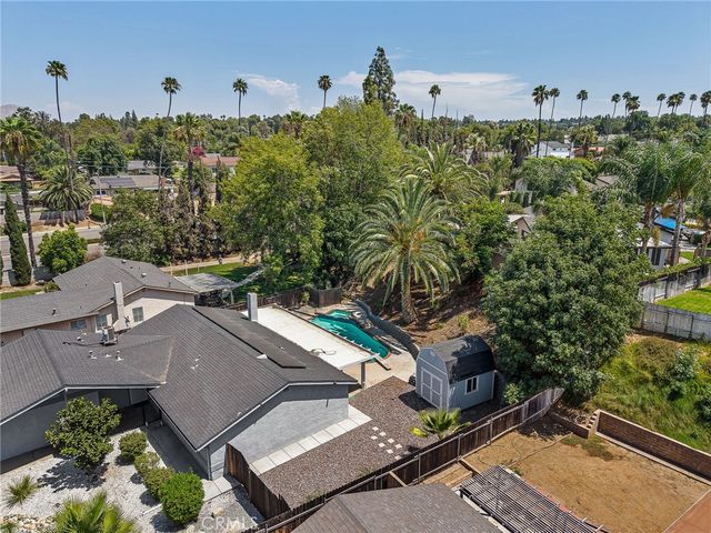 2132 Trafalgar, Riverside, CA 92506