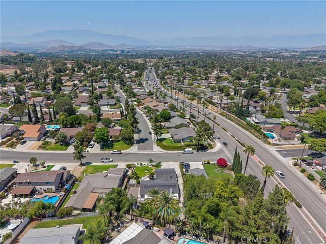 2132 Trafalgar, Riverside, CA 92506
