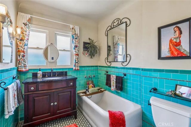 3721 Falcon Avenue, Long Beach, CA 90807