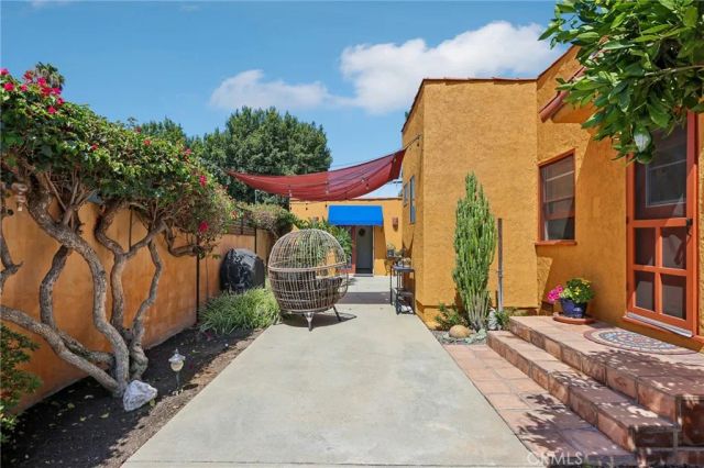3721 Falcon Avenue, Long Beach, CA 90807